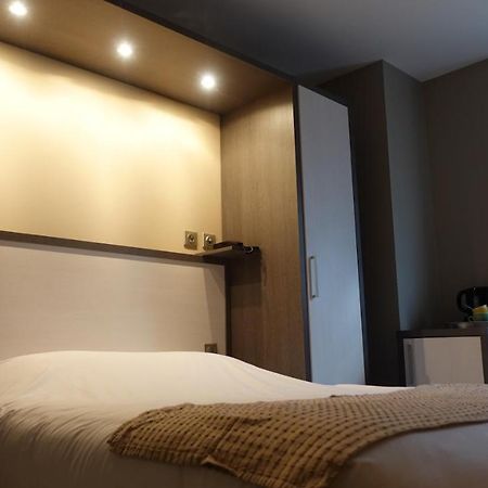 Hotel-Restaurant Des Voyageurs Le Cheylard Dış mekan fotoğraf