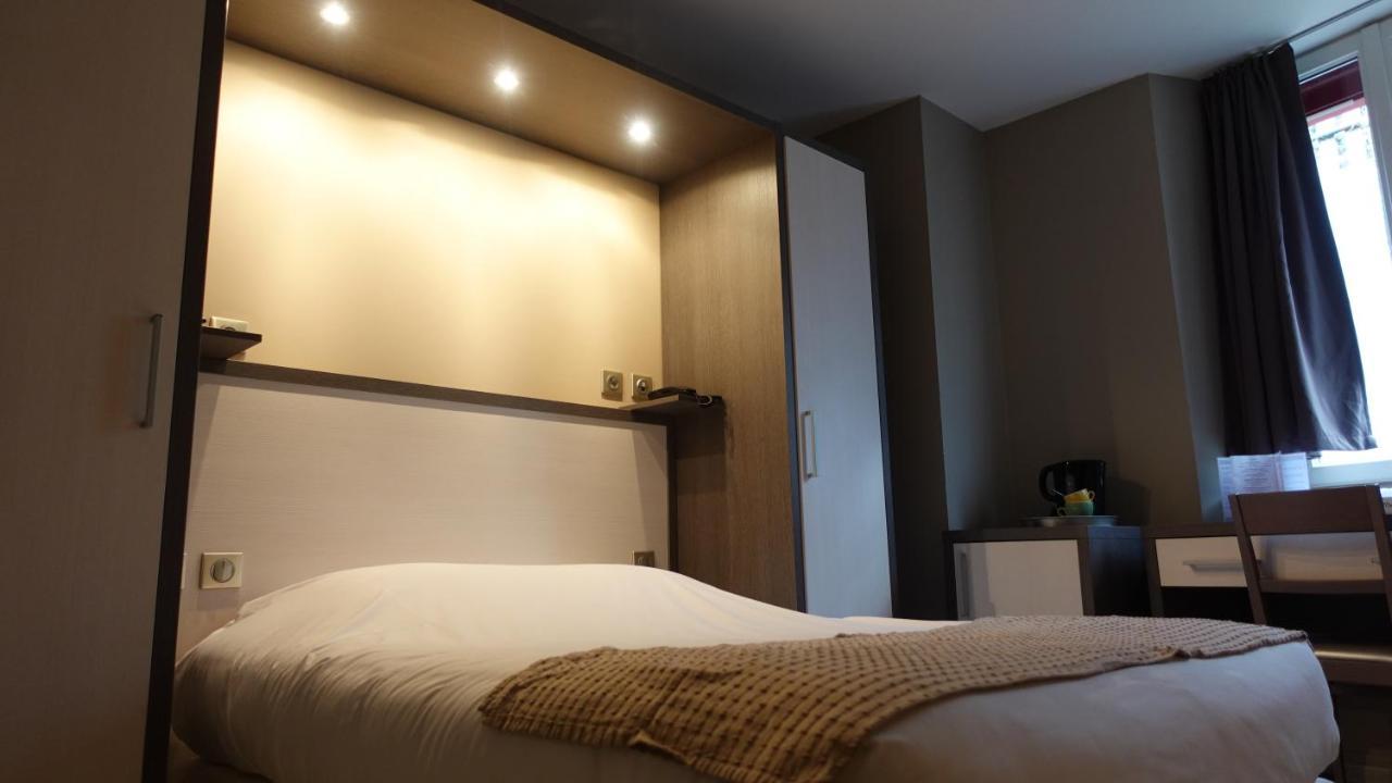 Hotel-Restaurant Des Voyageurs Le Cheylard Dış mekan fotoğraf